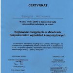 2005 Najnowsze osiągnięcia w dziedzinie bezpośrednich wypełnień kompozytowych
