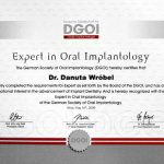 2009 Expert in Oral Implantology